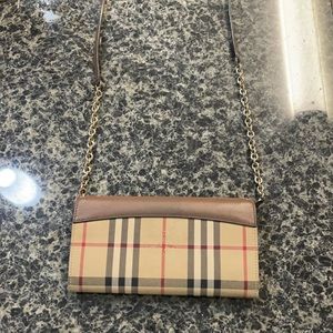 Burberry side purse